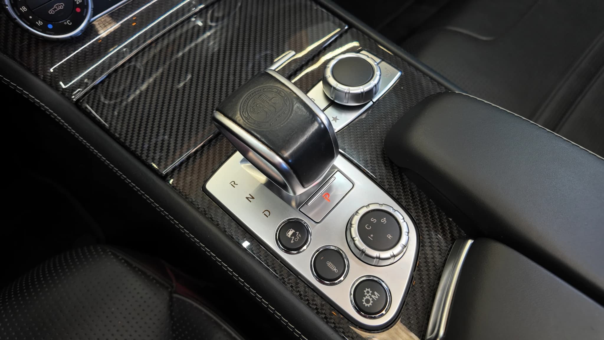 MERCEDES-BENZ SL — fotografía 28