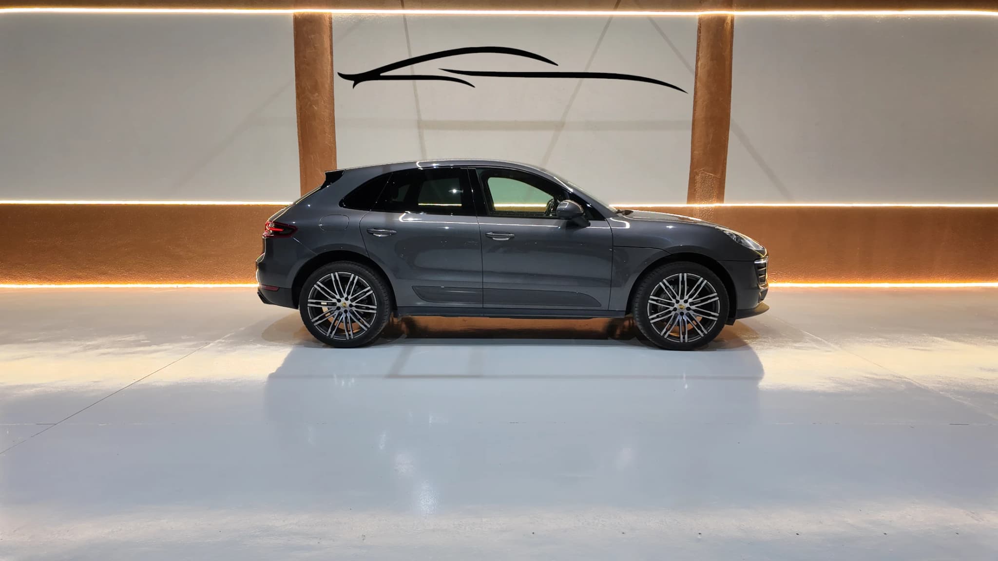 PORSCHE MACAN — fotografía 2