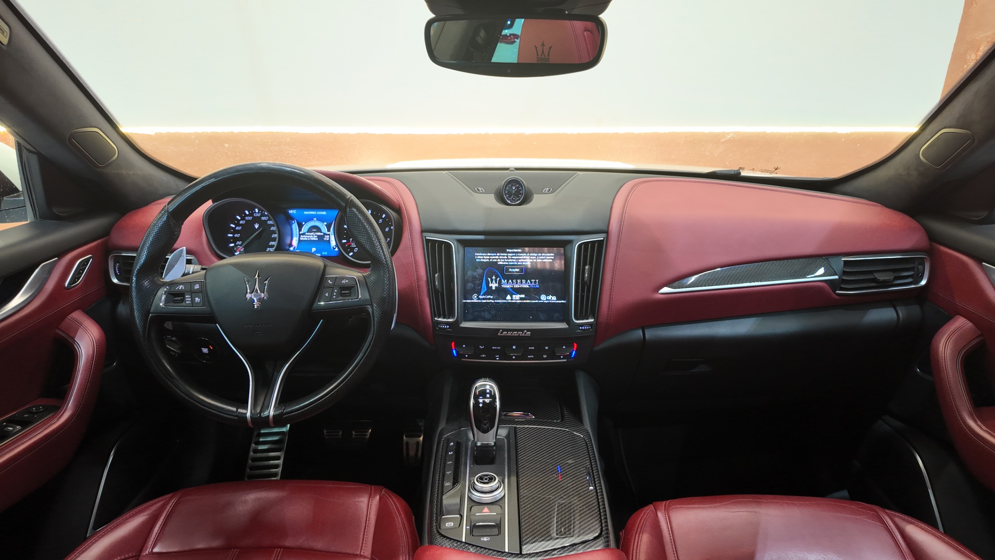 Salpicadero Maserati Levante
